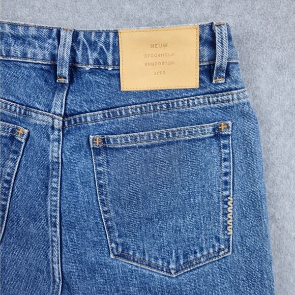 Neuw Womens Size 27 Lola High Waisted Mom Jeans Frayed Hem - Picture 9 of 16